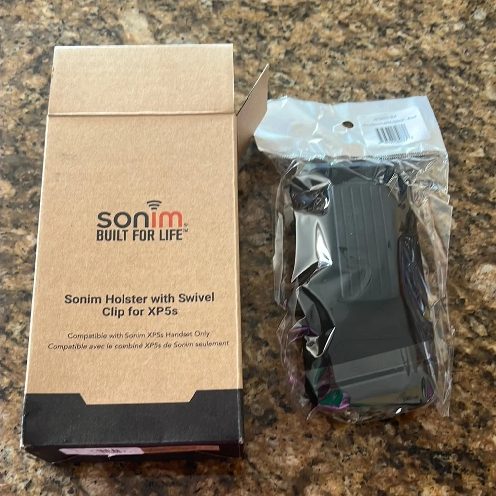 Black Holster with Swivel Clip for XP5s